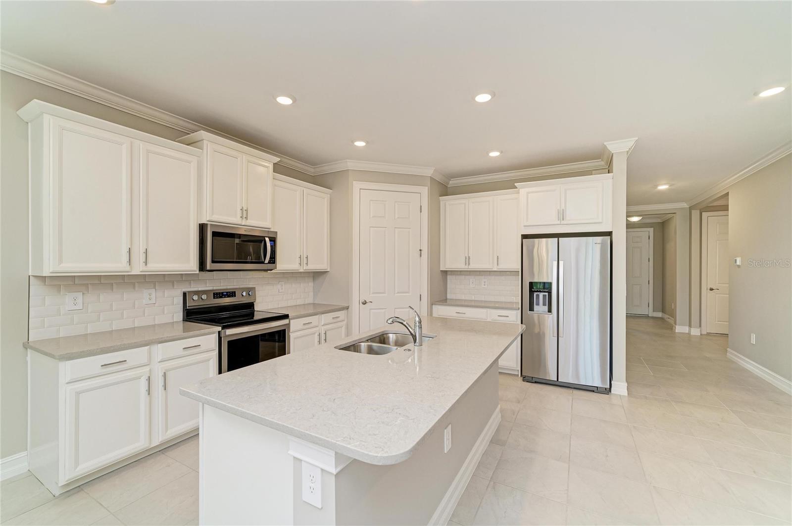 TOSCANA ISLES - Residential