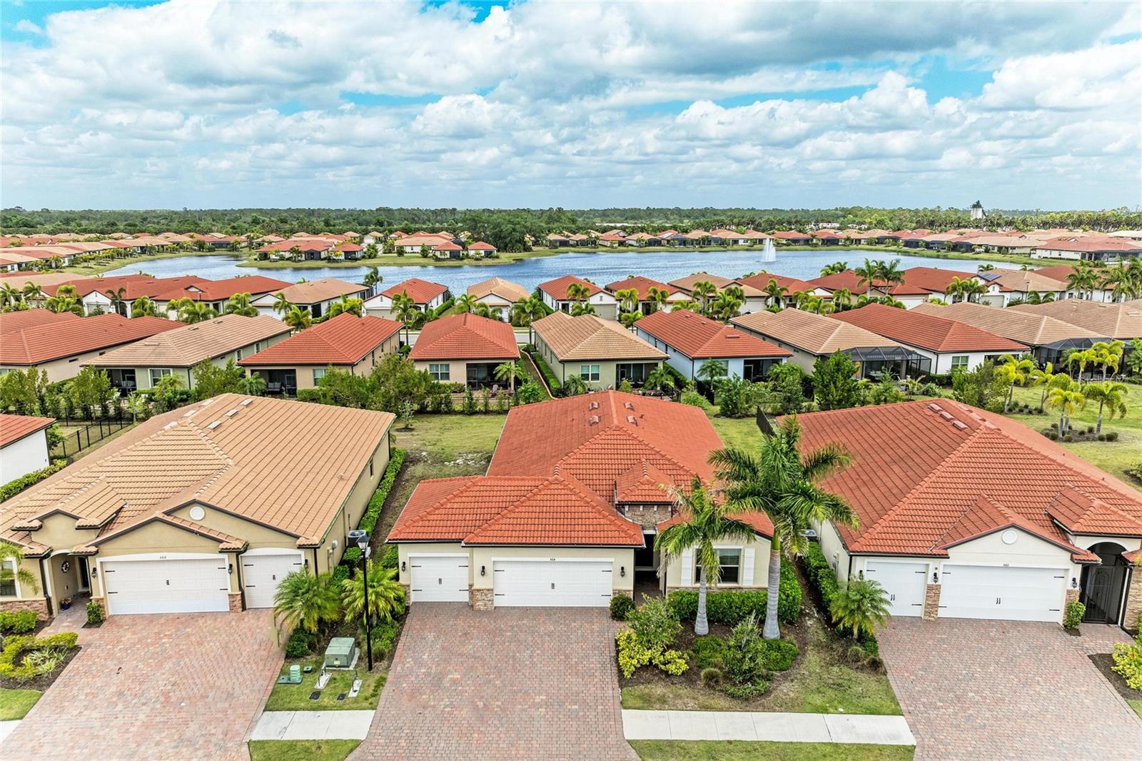 TOSCANA ISLES - Residential