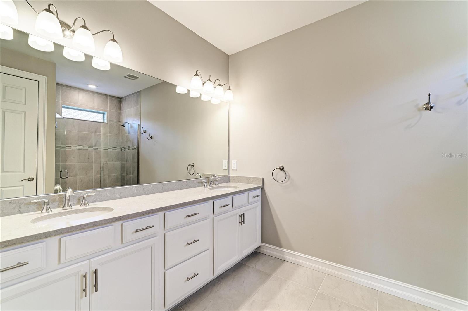 TOSCANA ISLES - Residential