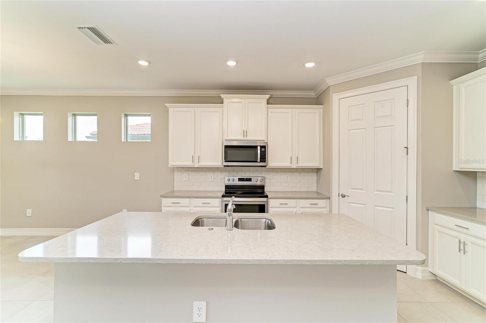 TOSCANA ISLES - Residential