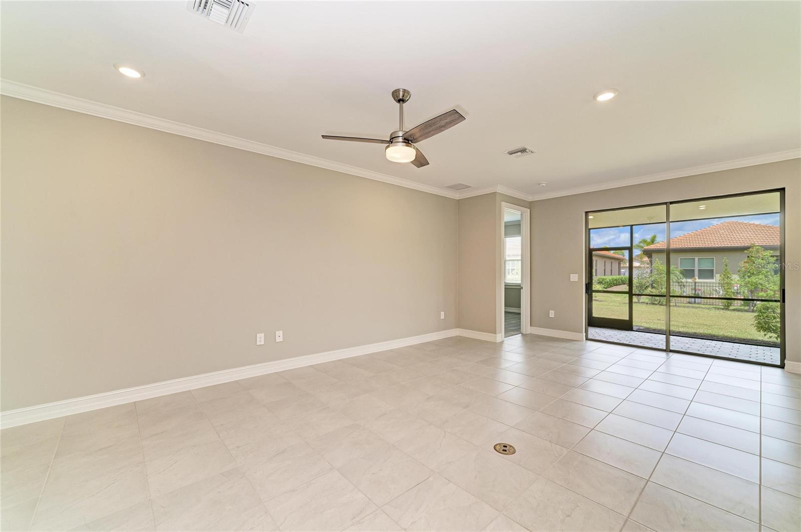 TOSCANA ISLES - Residential