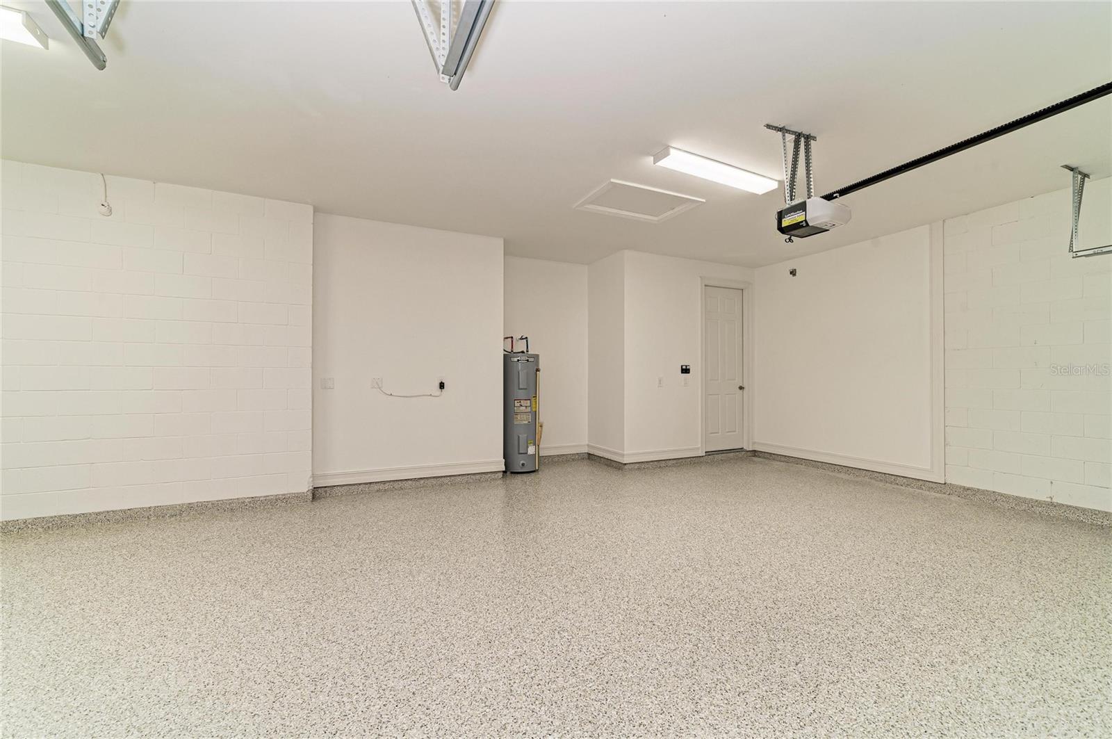 564 MARAVIYA BOULEVARD