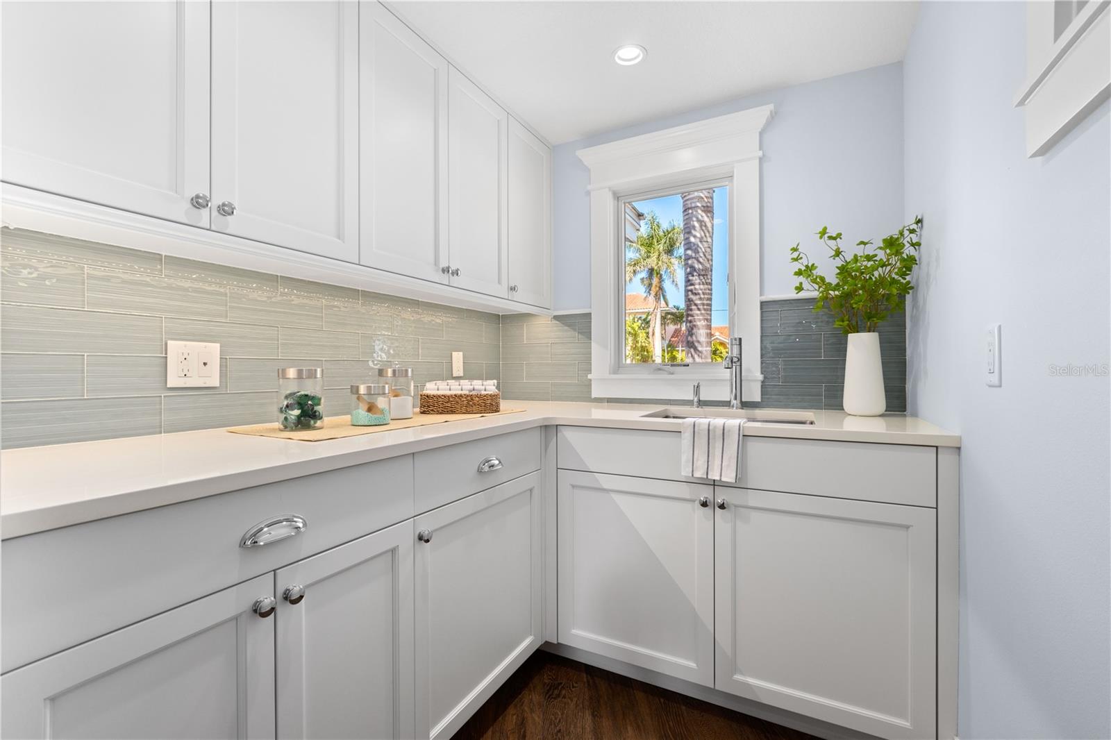 KEY ROYALE 1ST ADD - Residential