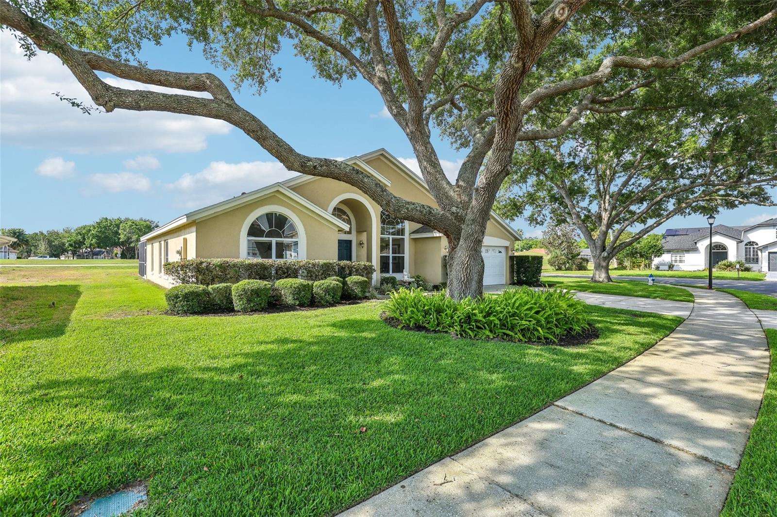 2598 EKANA DRIVE