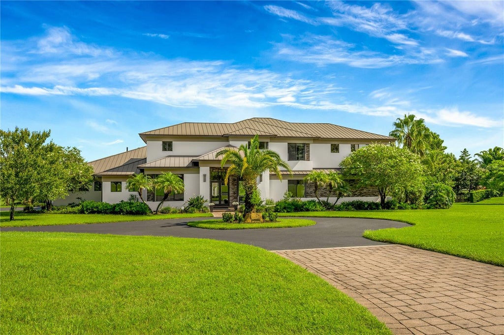 Photo of 12144 Stonelake Ranch Boulevard, Thonotosassa, FL 33592 (MLS # TB8534151)