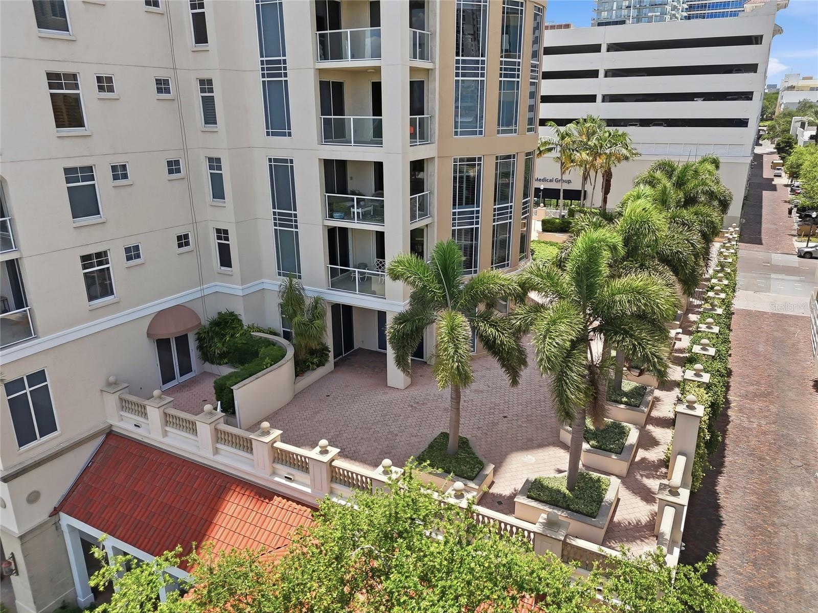 100 BEACH DRIVE NE 301