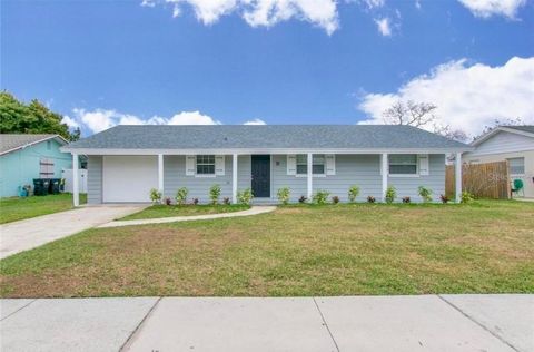 Photo of 31 Cosmos Drive, Orlando, FL 32807 (MLS # O6335468)