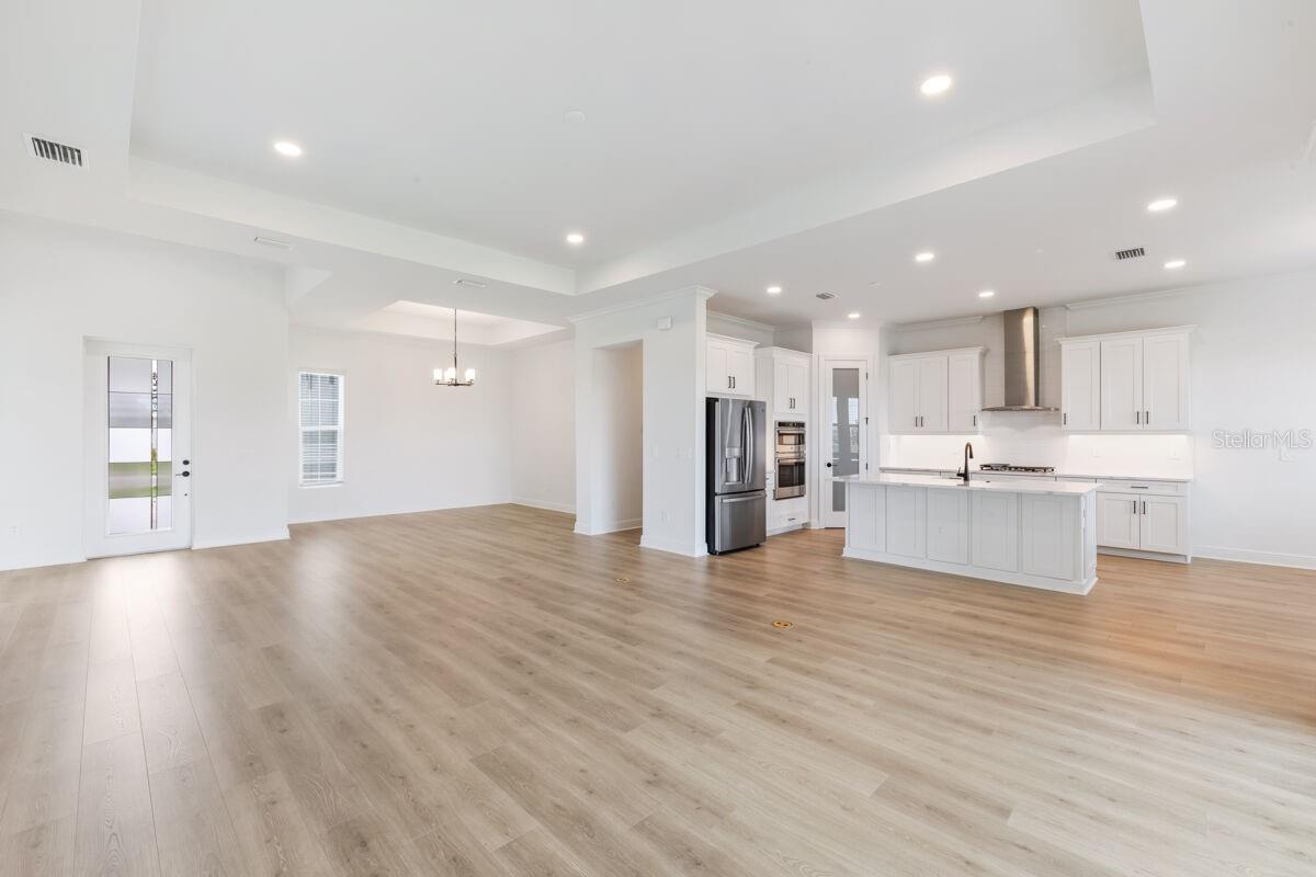17536 MACARTHUR LOOP