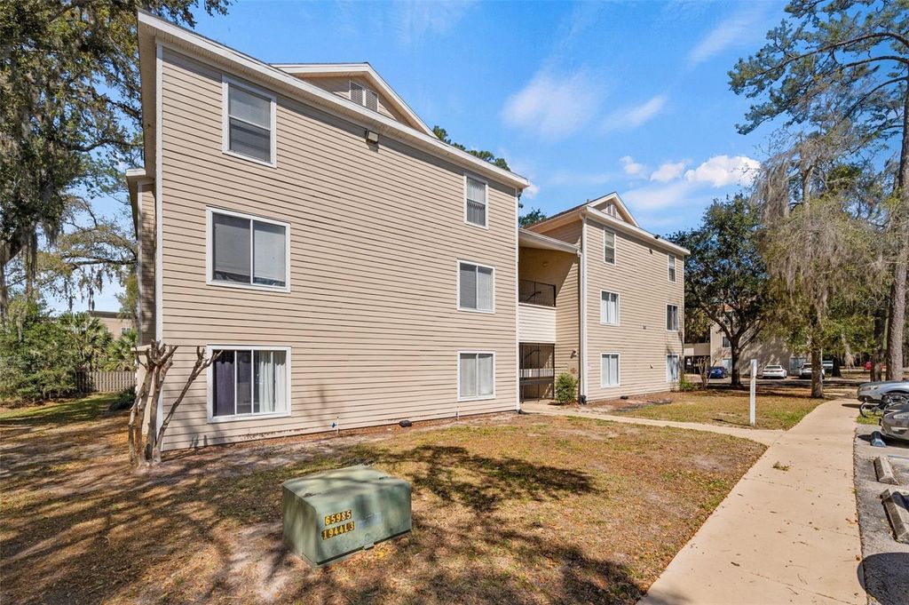Photo of 3800 SW 20th Avenue #611, Gainesville, FL 32607 (MLS # GC538686)