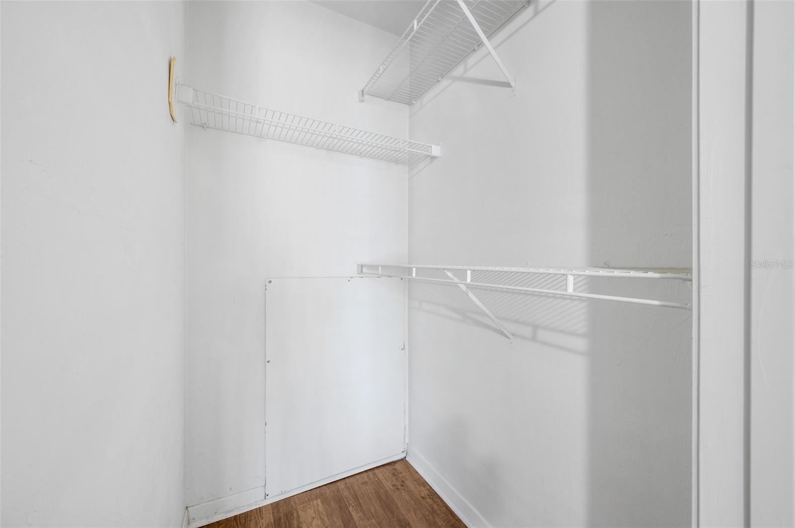 UNIV TERRACE W - Residential