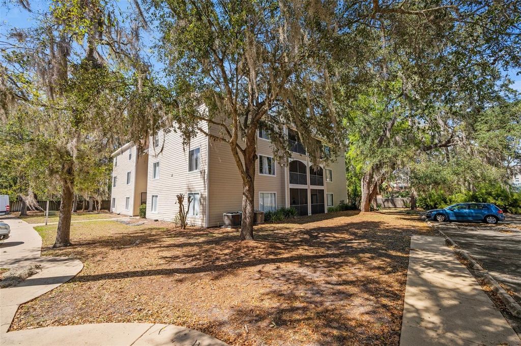 Photo of 3800 SW 20th Avenue #611, Gainesville, FL 32607 (MLS # GC538686)