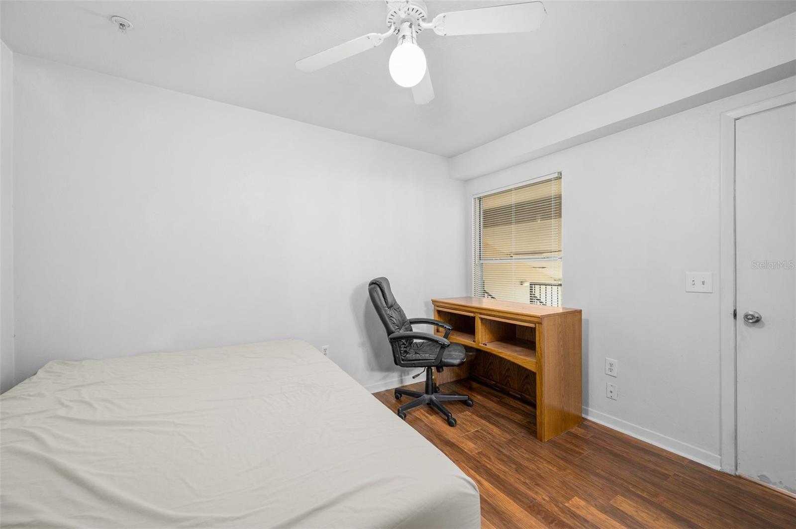 UNIV TERRACE W - Residential