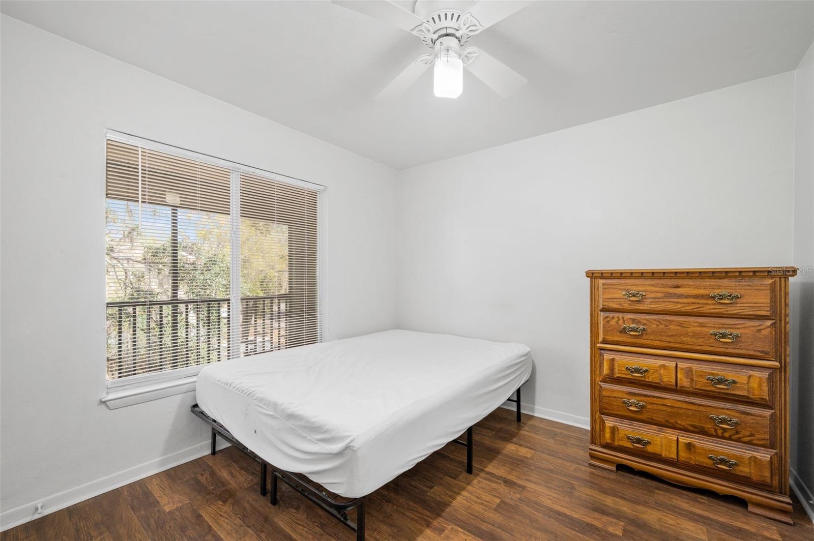 UNIV TERRACE W - Residential