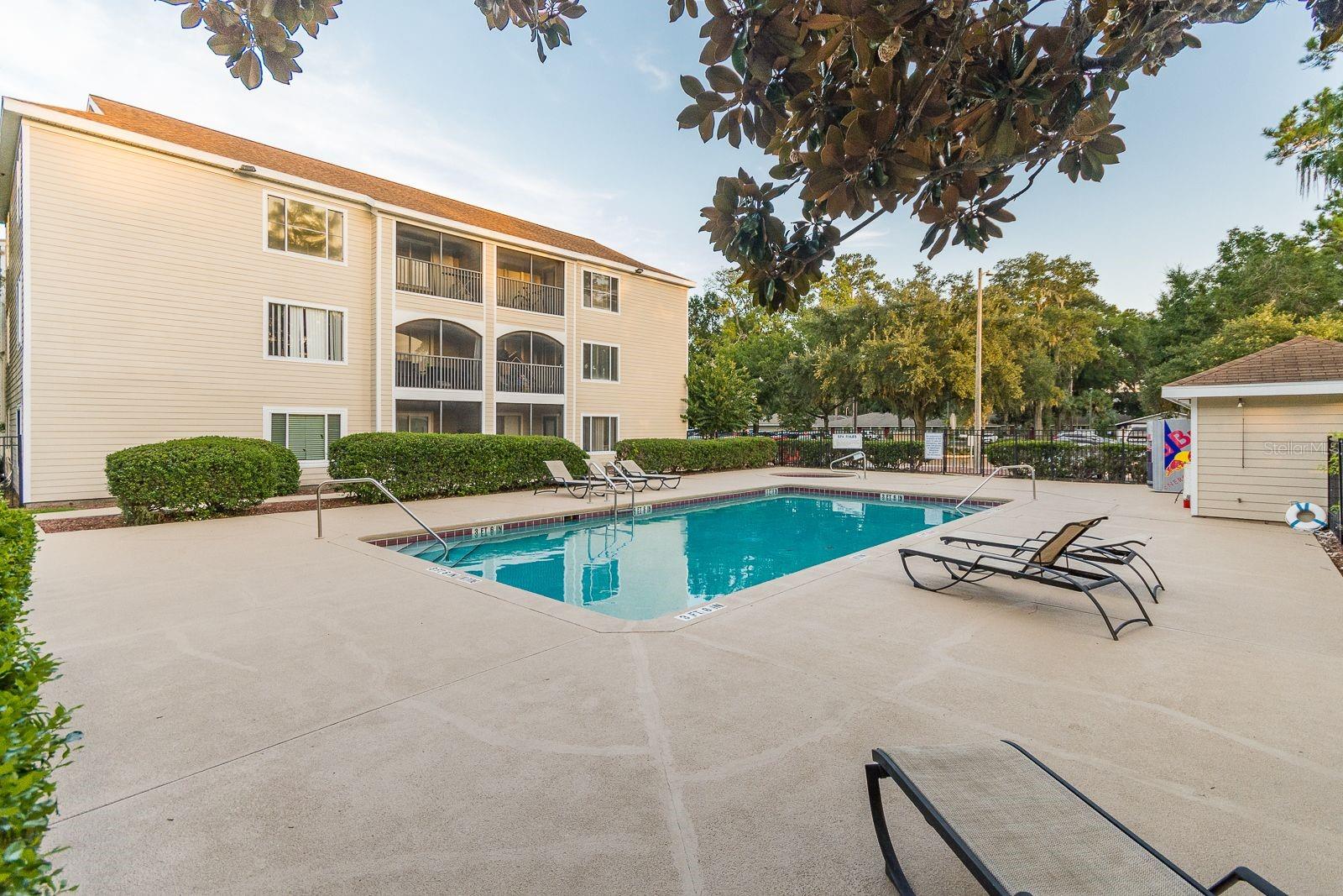 UNIV TERRACE W - Residential