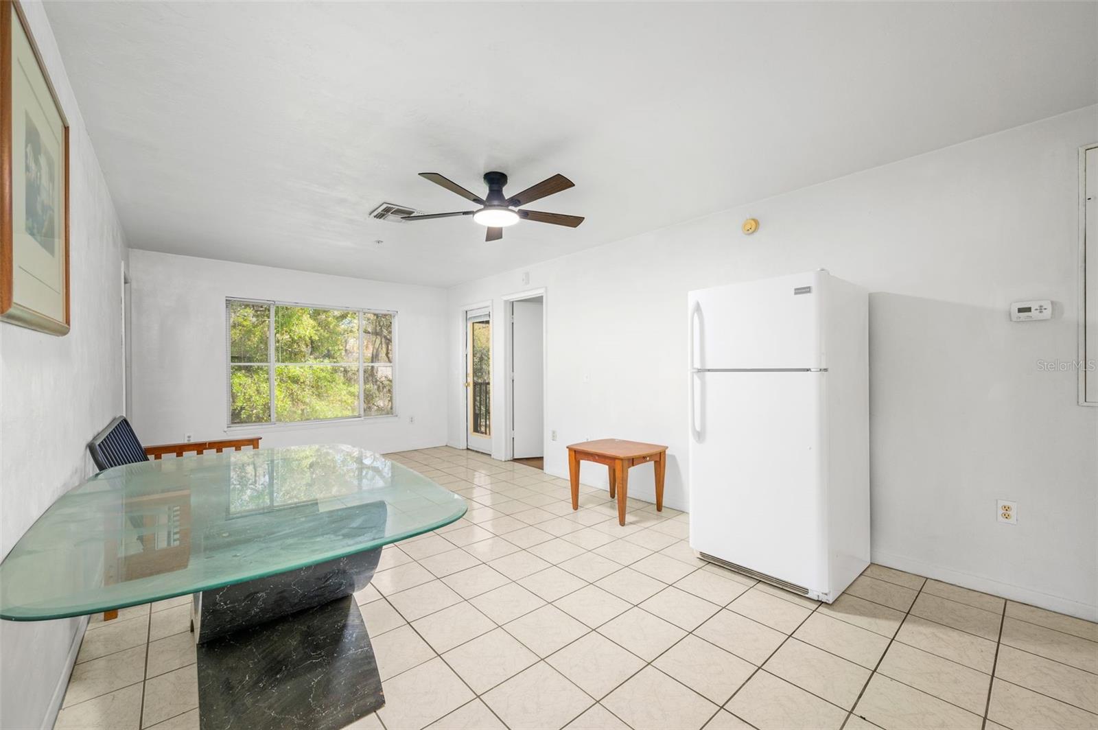 UNIV TERRACE W - Residential