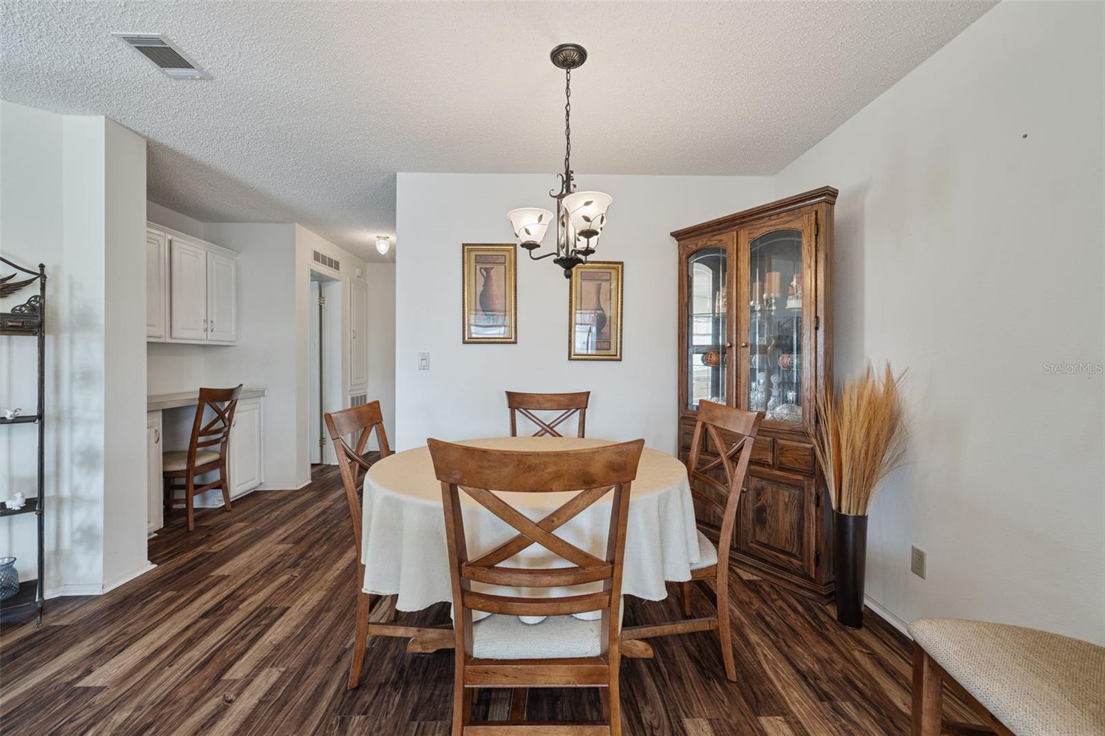 TIMBER LAKE ESTATES - Residential