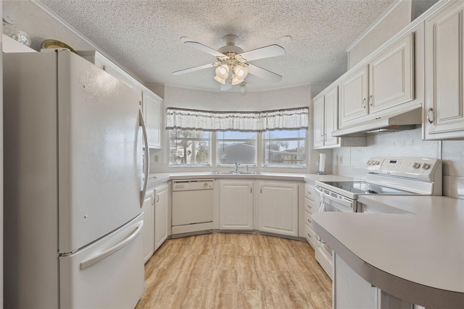 TIMBER LAKE ESTATES - Residential