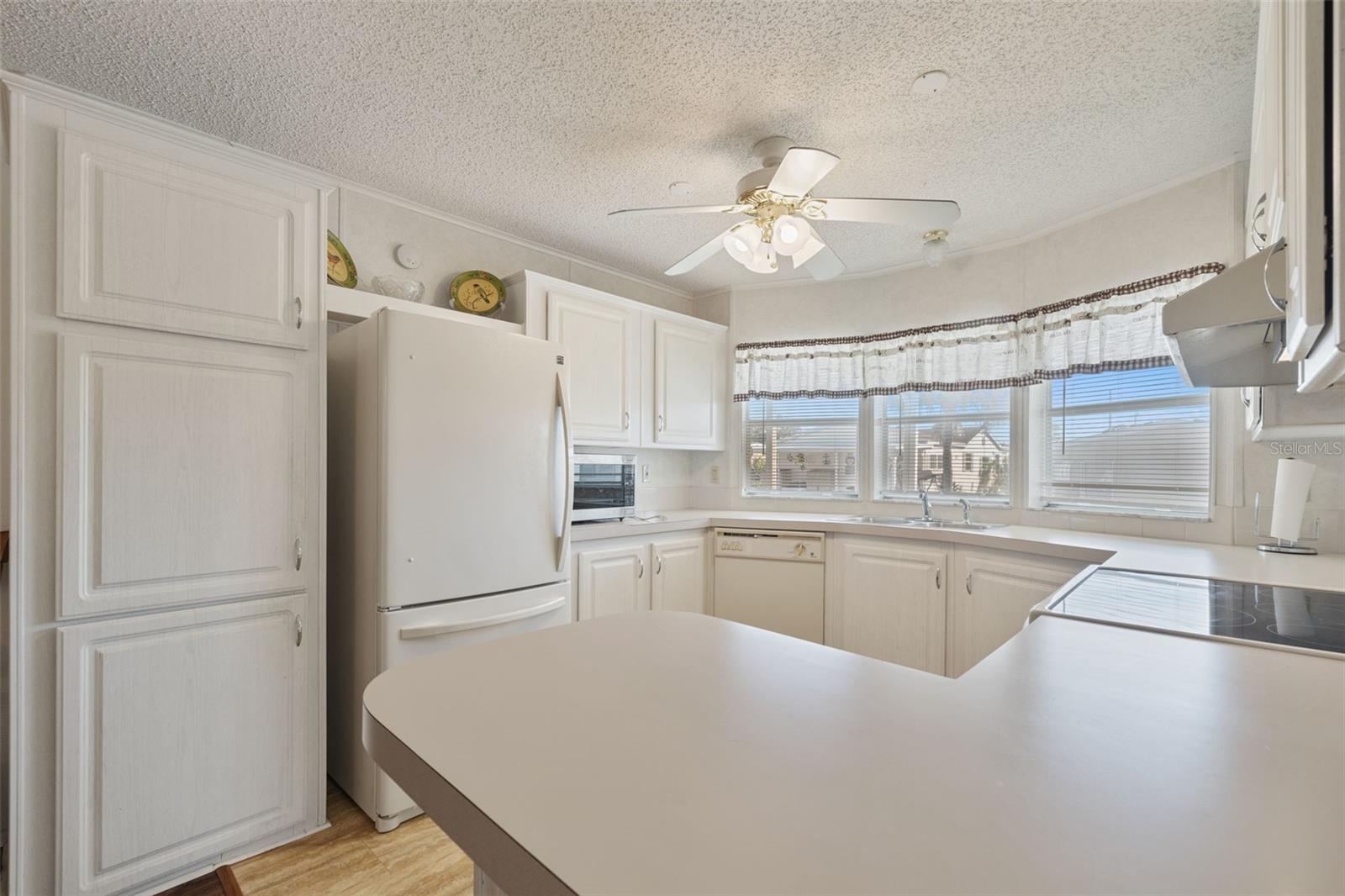 TIMBER LAKE ESTATES - Residential