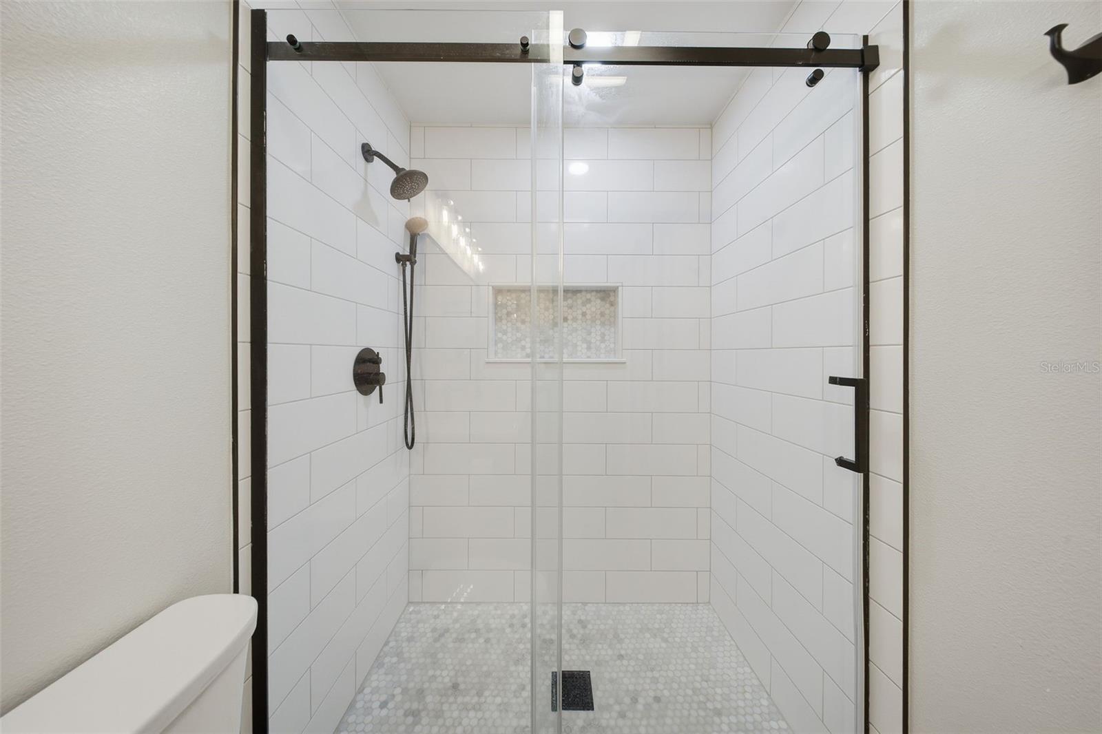 LAKEWOOD AT THE CROSSINGS UNIT 2 - Residential