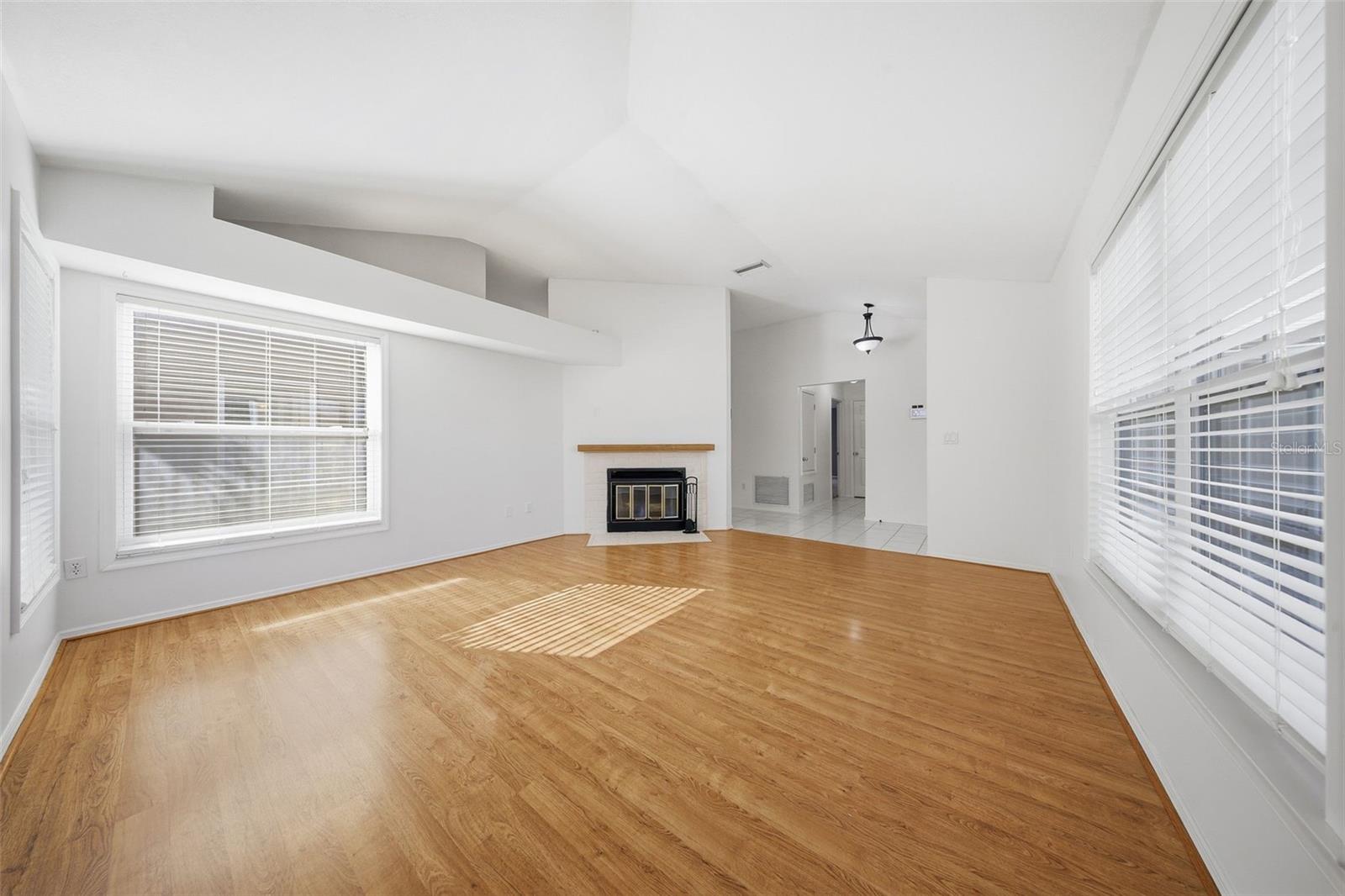 LAKEWOOD AT THE CROSSINGS UNIT 2 - Residential