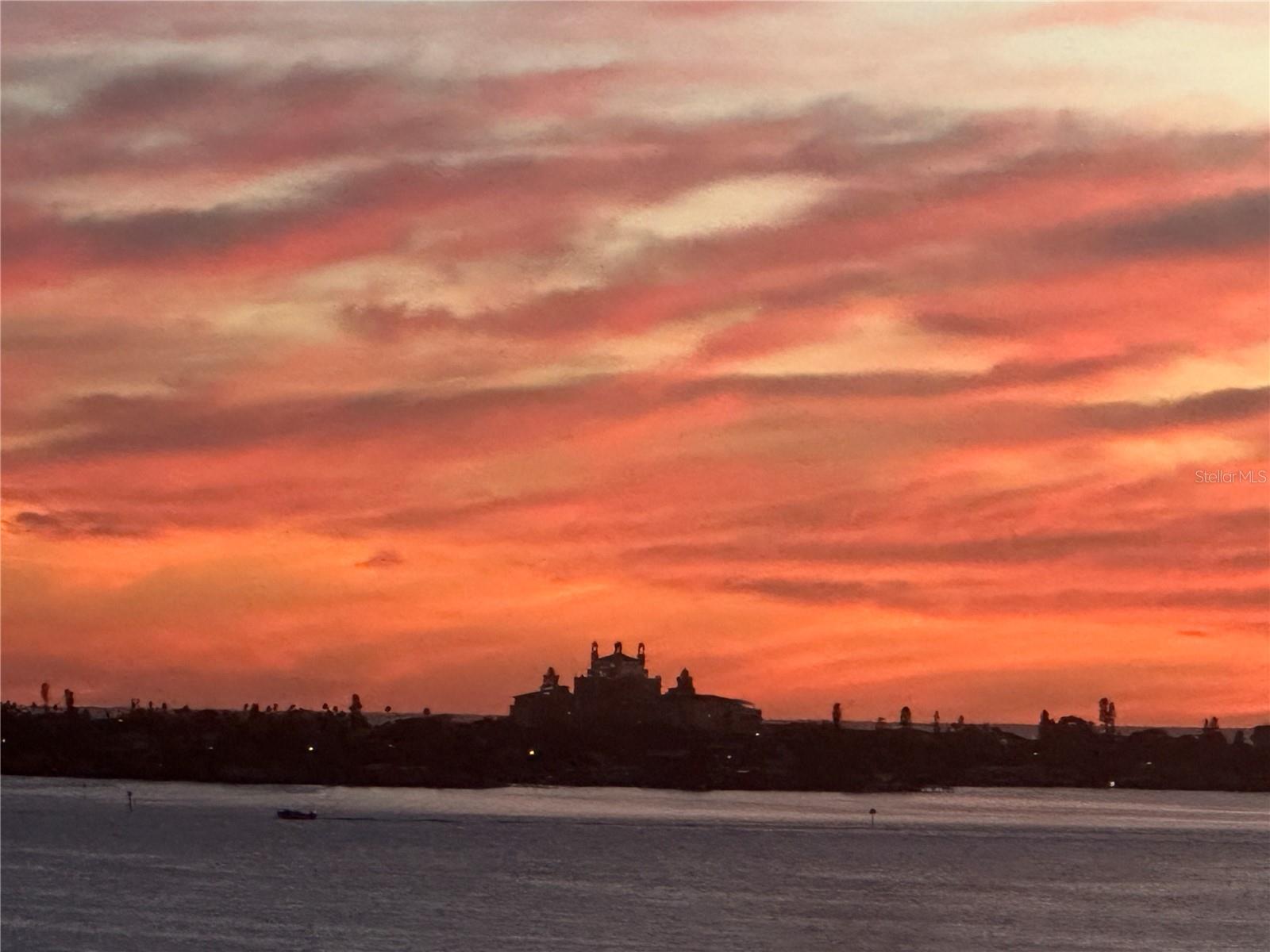 TOWN SHORES OF GULFPORT - Residential