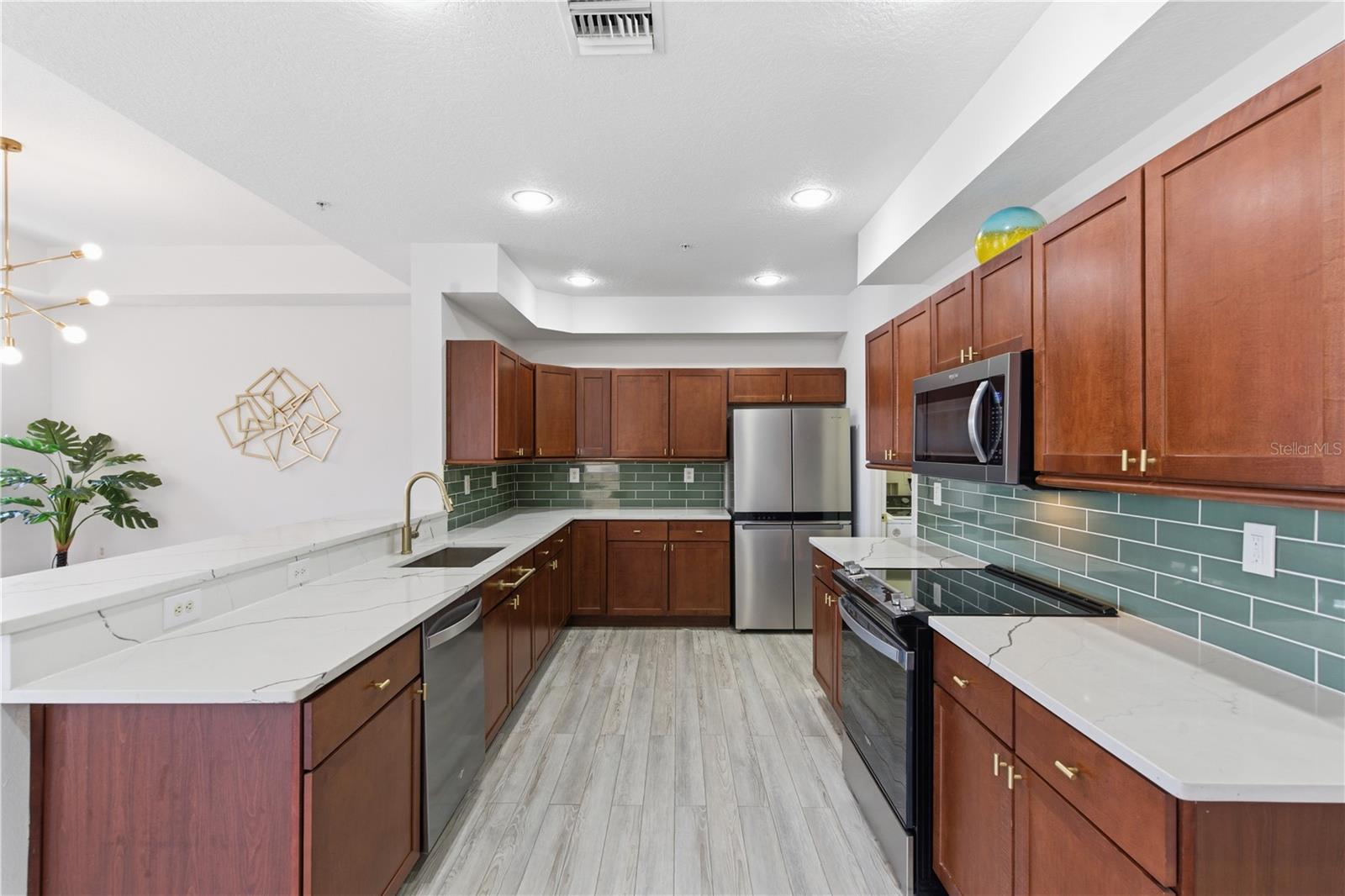 WELLS COURT CONDO ASSOC INC - Residential