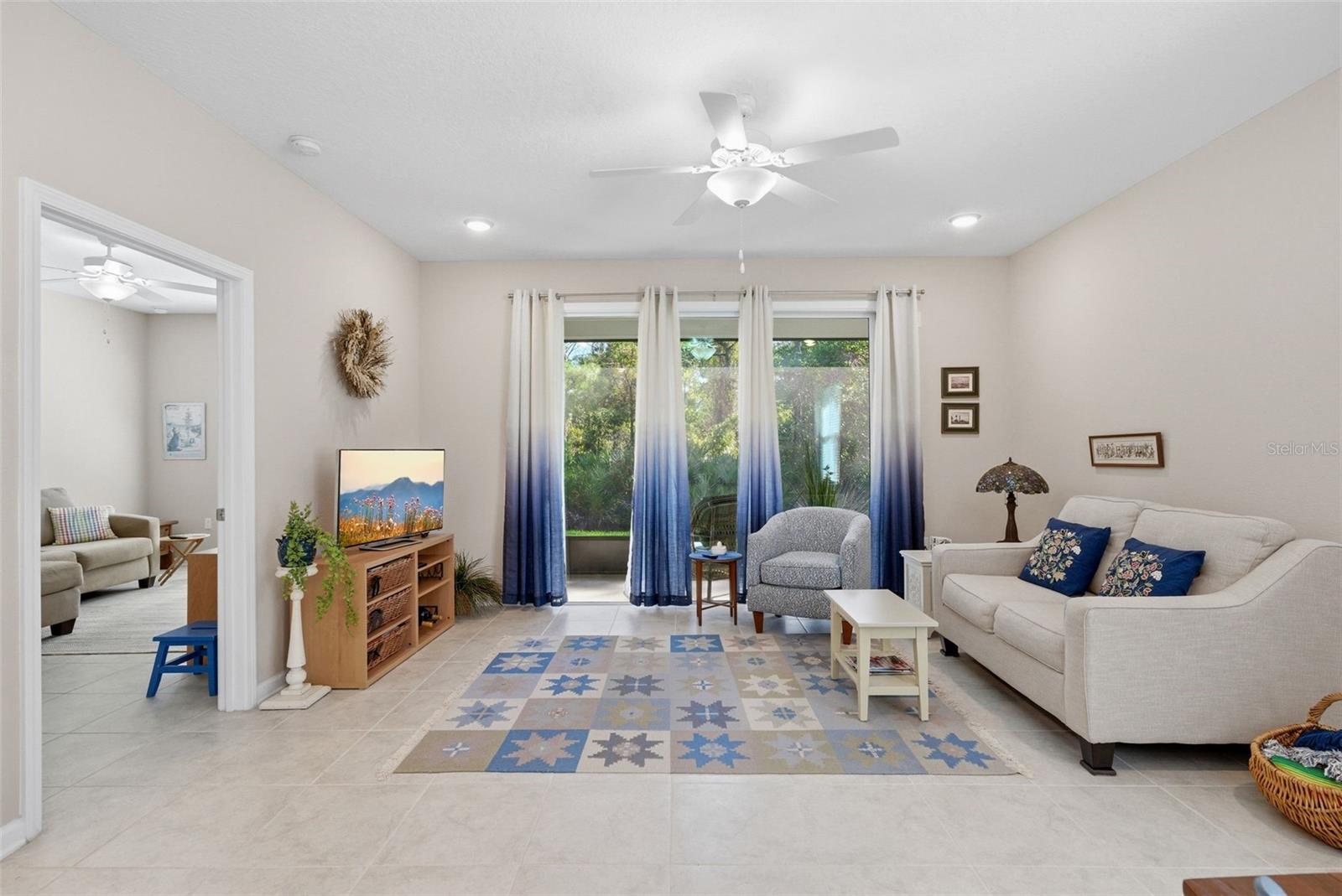 VILLAGES/VALENCIA PH 4 - Residential