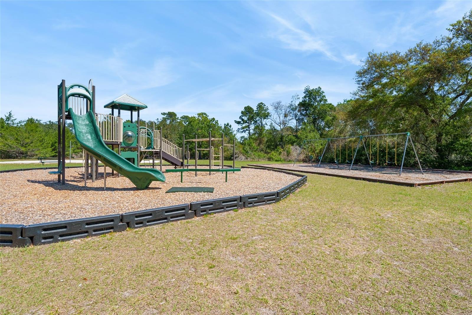 VILLAGES/VALENCIA PH 4 - Residential