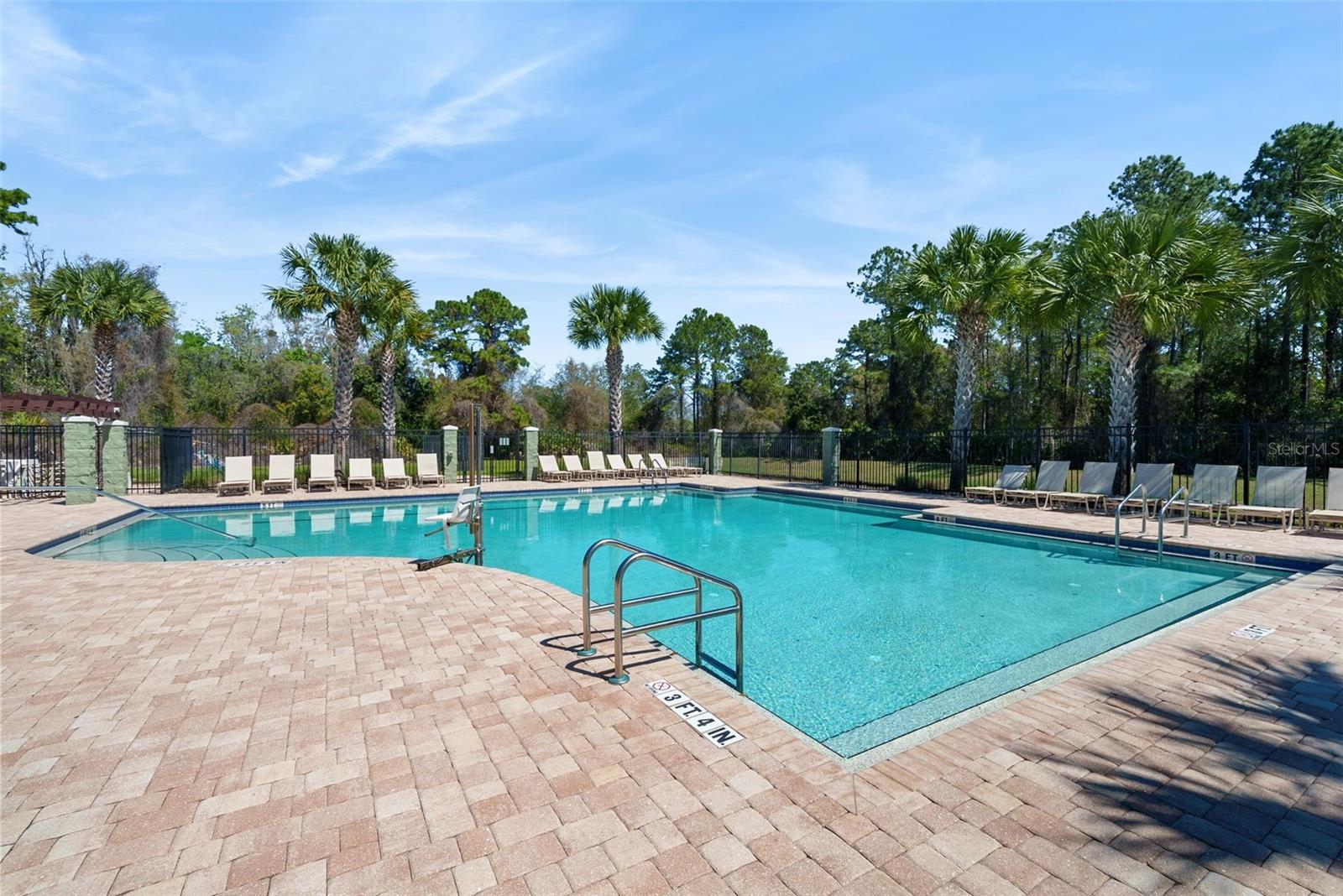 VILLAGES/VALENCIA PH 4 - Residential