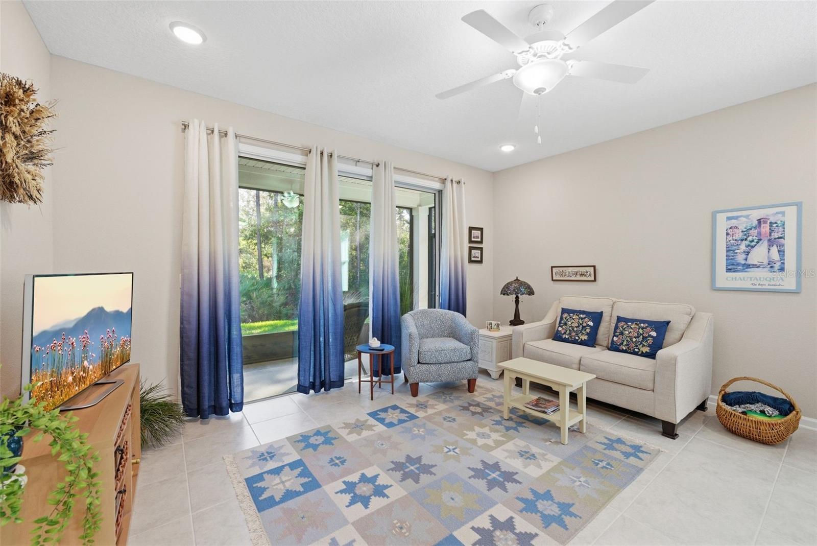 VILLAGES/VALENCIA PH 4 - Residential