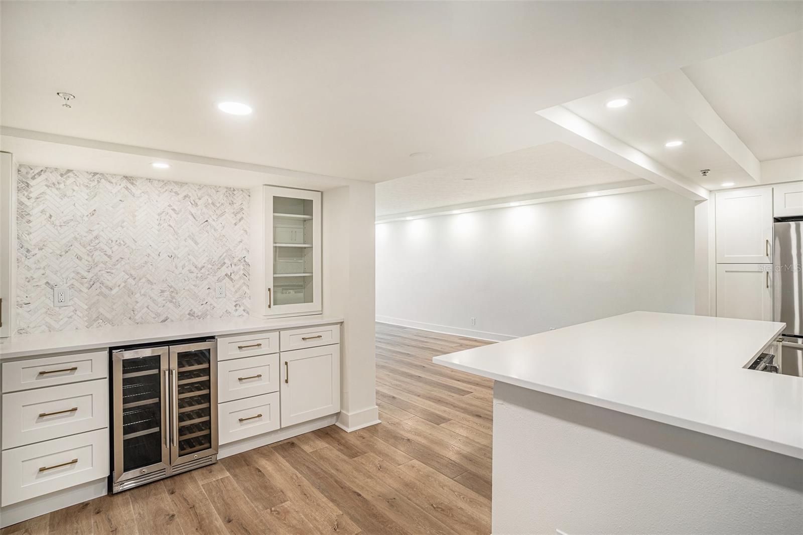 SAND KEY CONDO-SOUTH BEACH - Residential