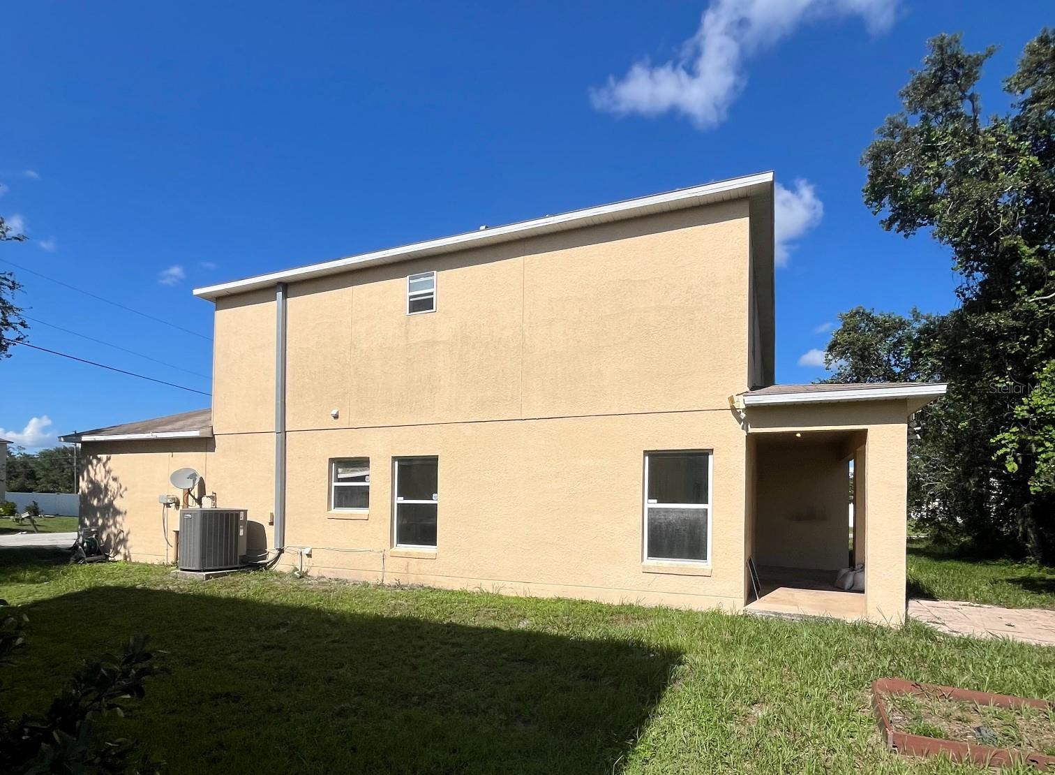 402 BIG SIOUX COURT