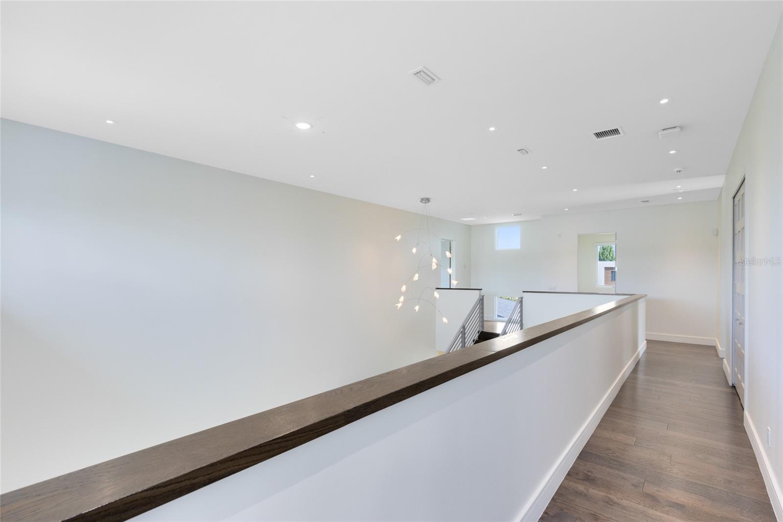 LAUREATE PARK - Residential