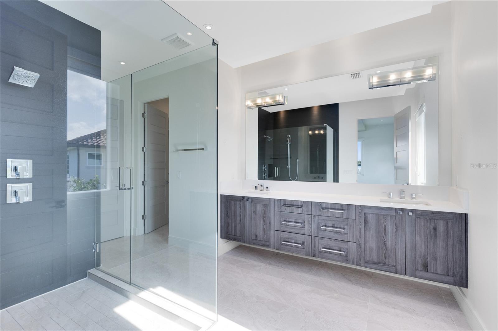 LAUREATE PARK - Residential