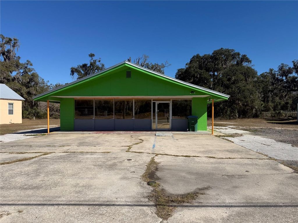 Photo of 515 S Main Street, Chiefland, FL 32626 (MLS # GC537139)