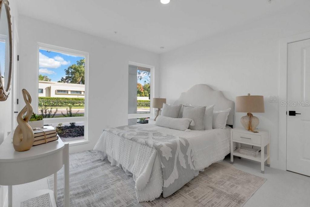 Photo of 1008 E Robinson, Orlando, FL 32801 (MLS # O6378954)