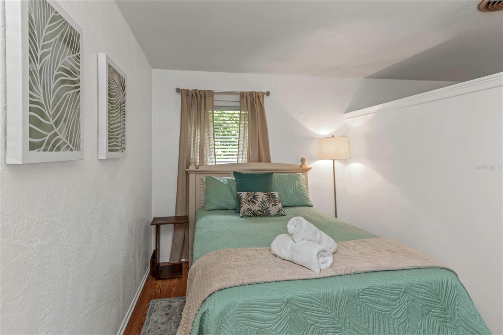 BAY RIDGE TERRACE UNIT 4 - Residential