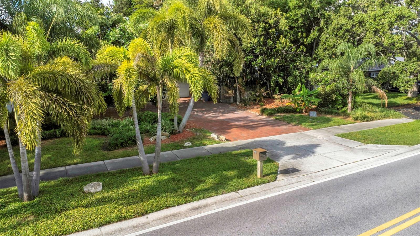 BAY RIDGE TERRACE UNIT 4 - Residential