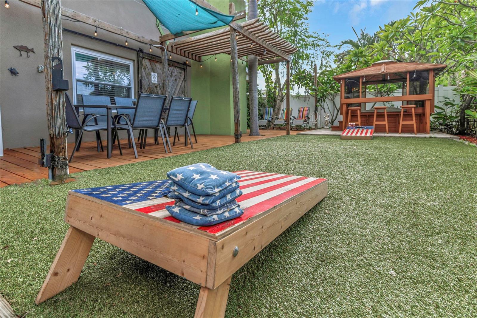 BAY RIDGE TERRACE UNIT 4 - Residential