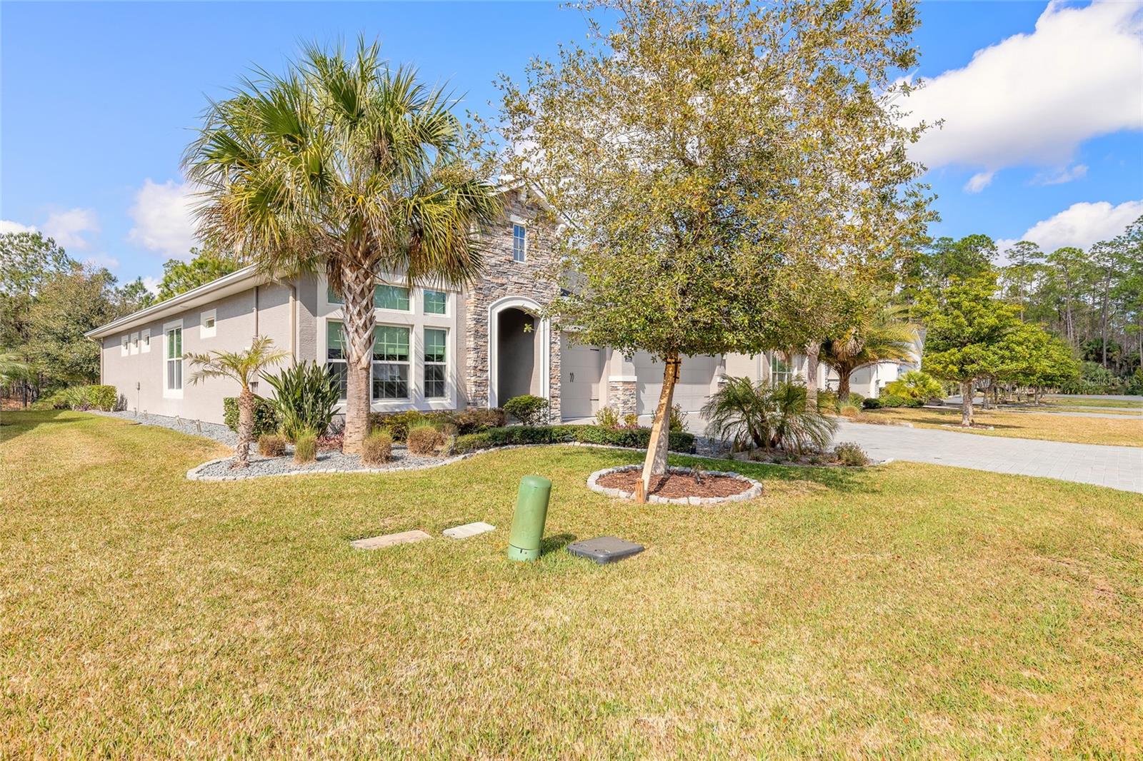 209 HEATHERWOOD COURT