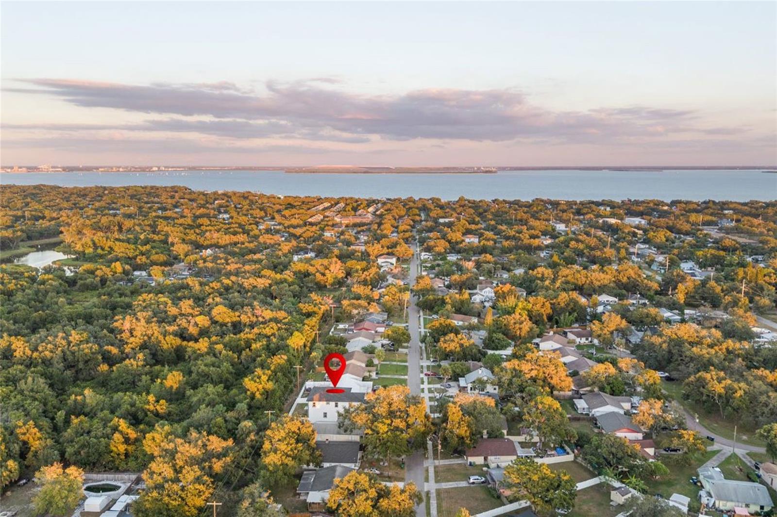 CRESCENT PARK - Residential