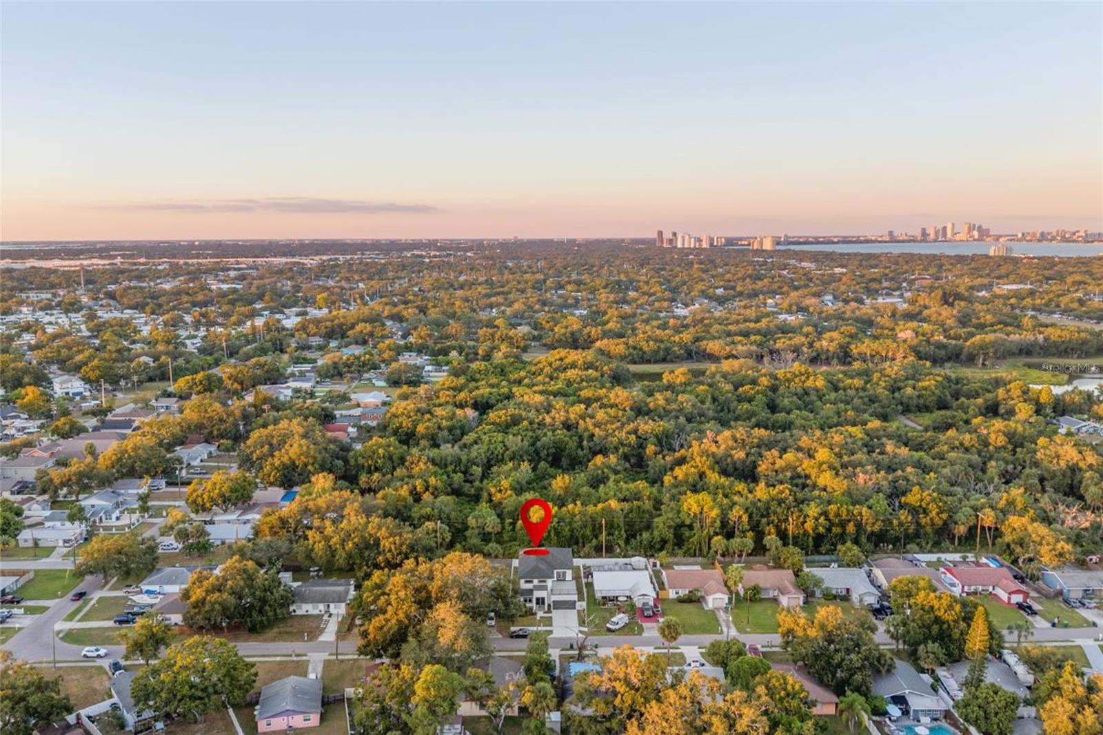 CRESCENT PARK - Residential