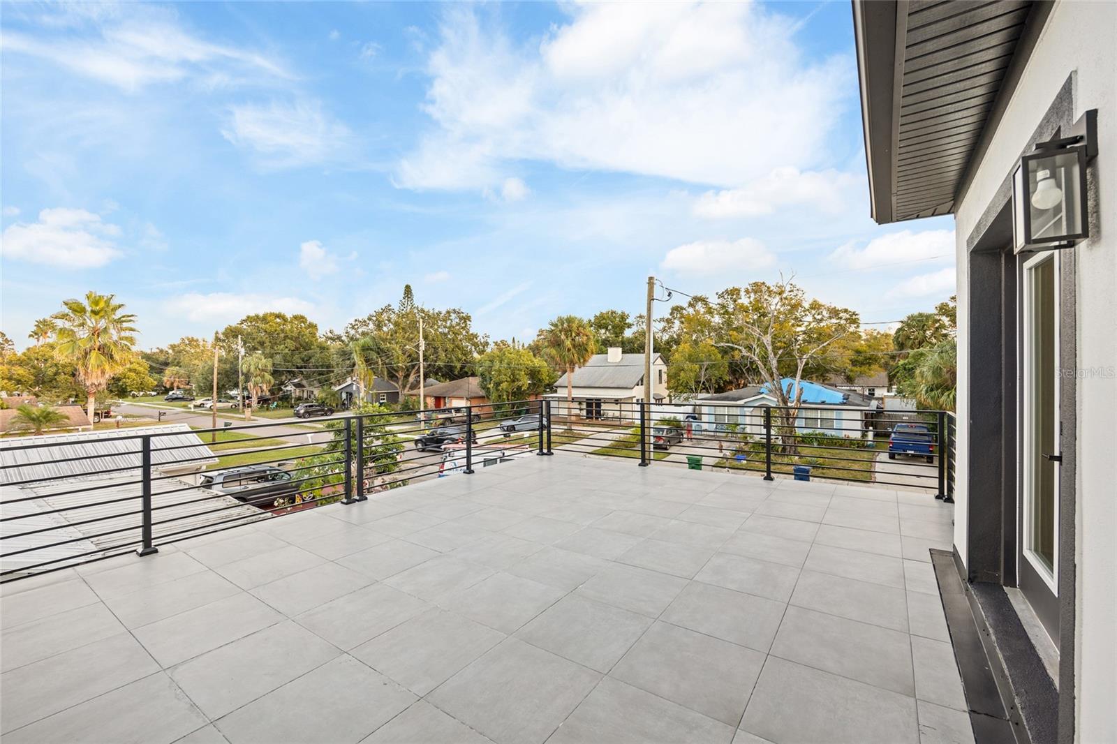 CRESCENT PARK - Residential