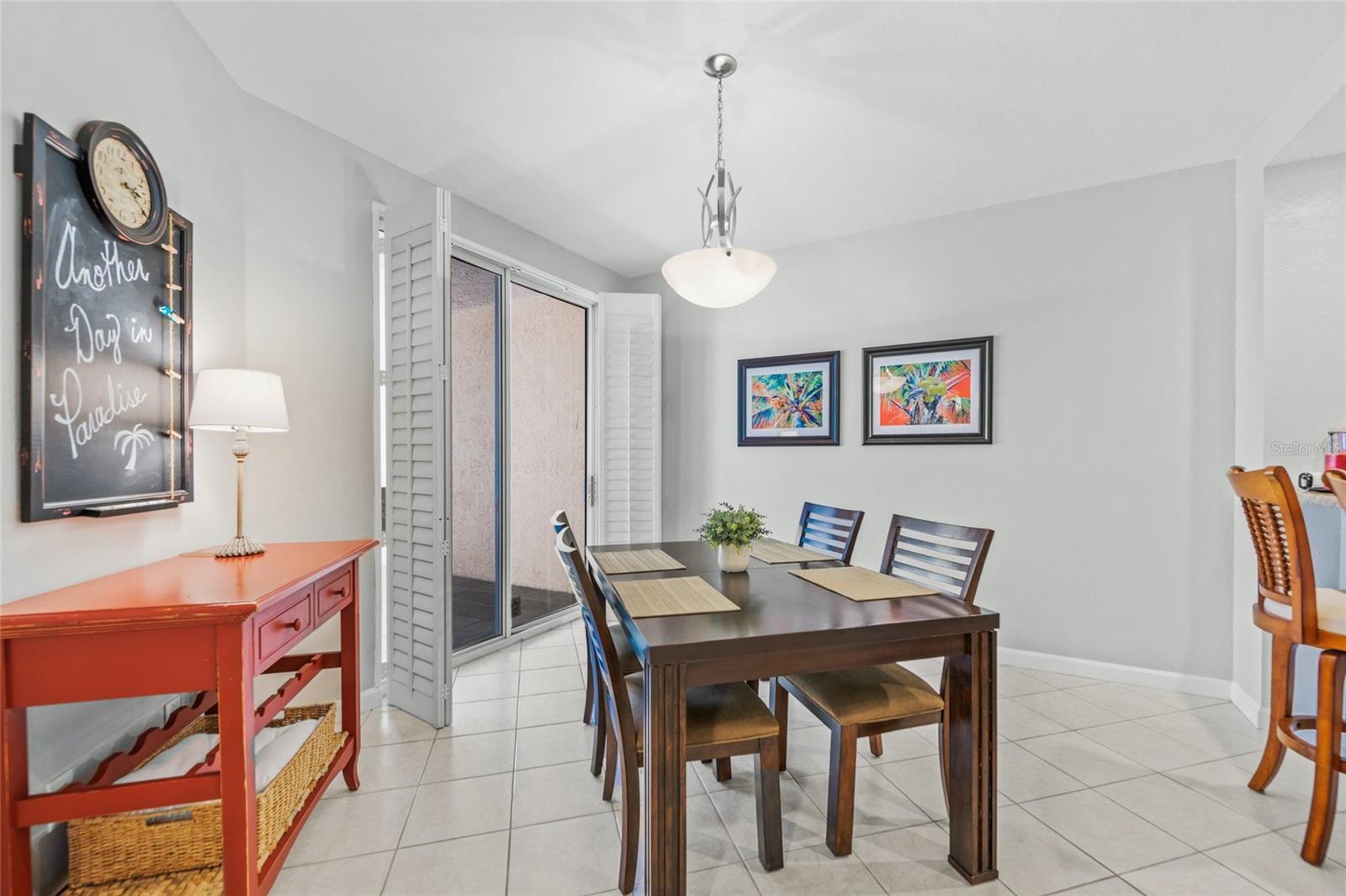 DOLPHIN BAY-SIESTA KEY SEC A - Residential Lease