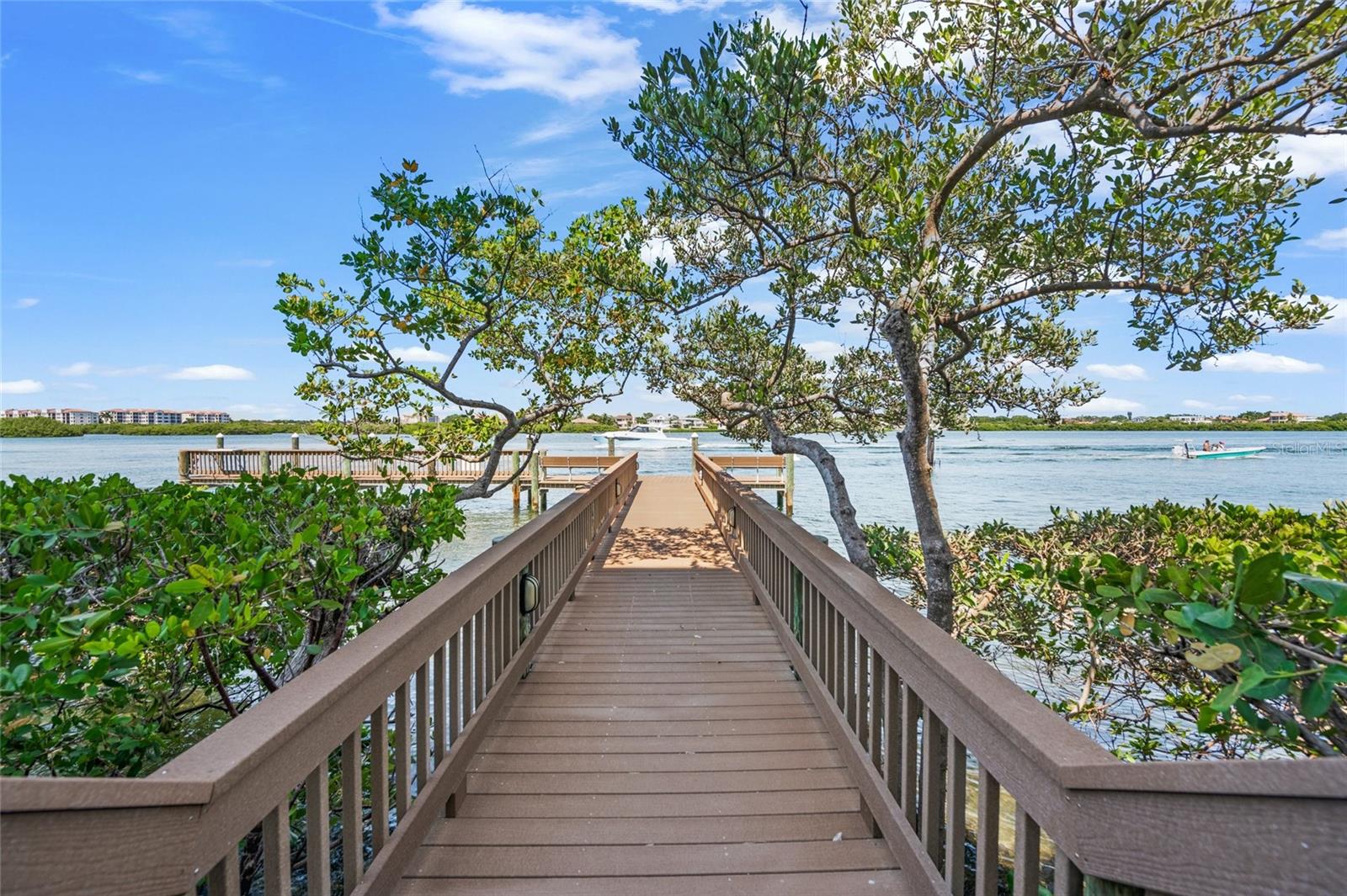 DOLPHIN BAY-SIESTA KEY SEC A - Residential Lease