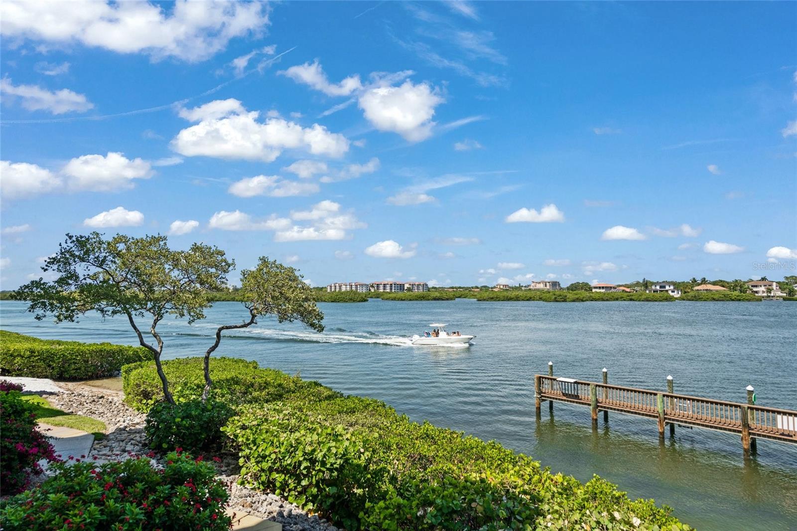 DOLPHIN BAY-SIESTA KEY SEC A - Residential Lease