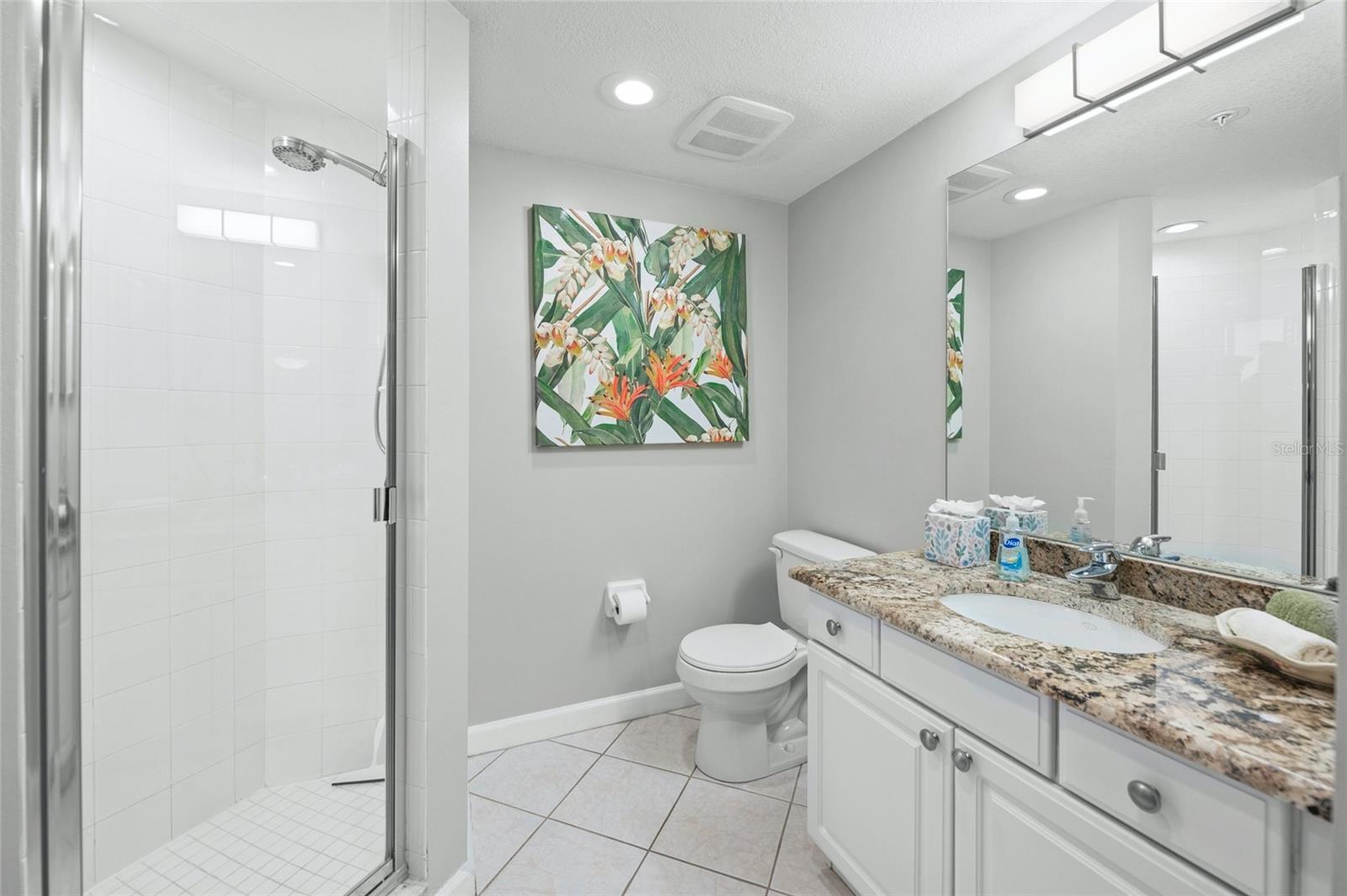 DOLPHIN BAY-SIESTA KEY SEC A - Residential Lease