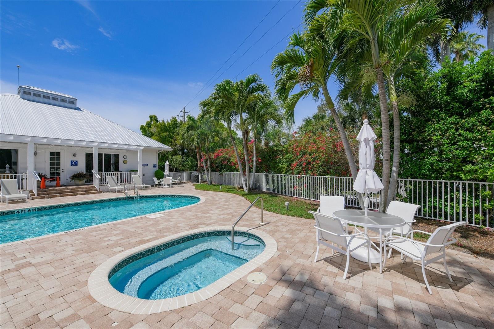 DOLPHIN BAY-SIESTA KEY SEC A - Residential Lease