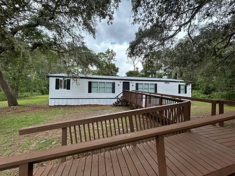 A home in OCKLAWAHA