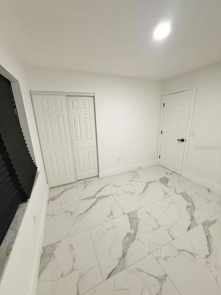 1048 NEWBERN STREET NE